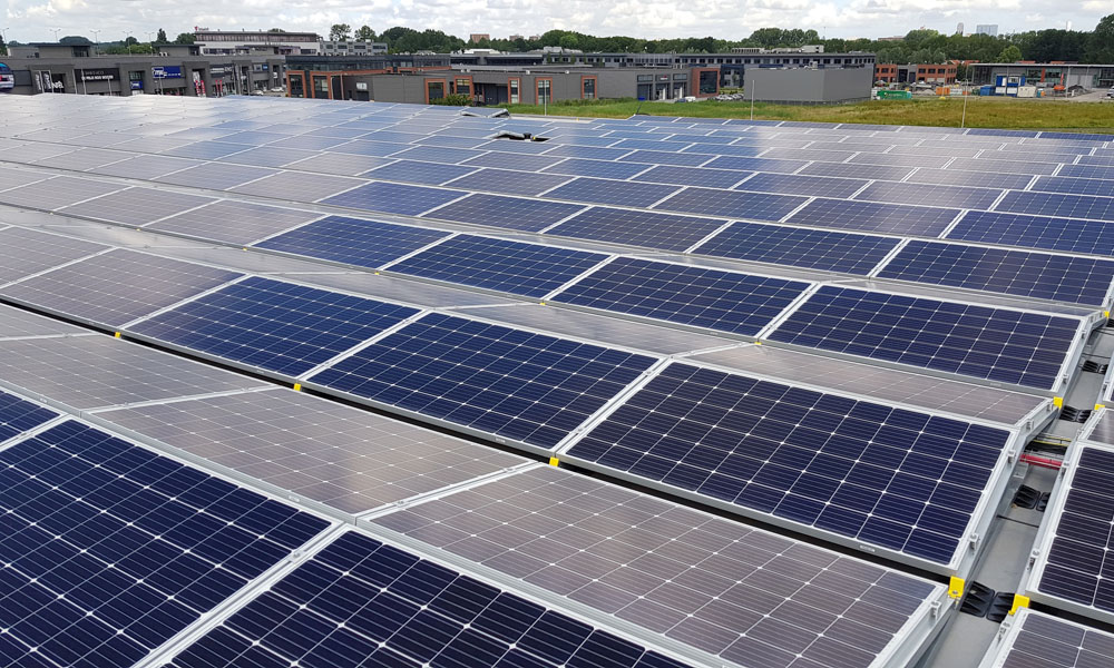 Solar panels roof Louwman Toyota